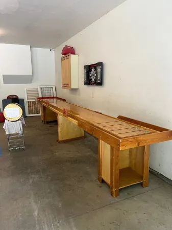 Large home on the UP's best lake! Sleeps 22! Boat to Young's Golf Course! Отели в г. Айрон