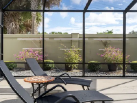 Everything! 3/2, FREE golf & 4-seat cart, Resident passes, pets, near Brownwood Hotels in The Villages