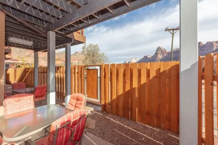 Springdale Townhome 1