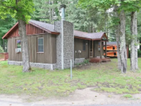 La Vita e Bella -Life is Good- at this pet friendly Northwoods escape Hotels in Phelps