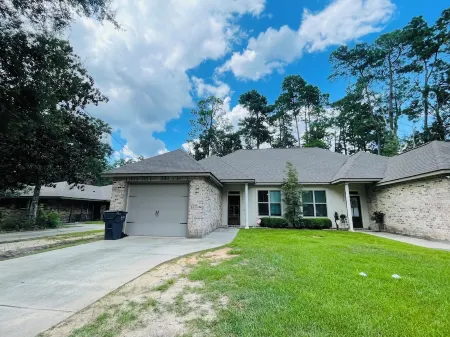 Homey Honey Hive Отели рядом с достопримечательностью «Парк штата Фонтейнбло»