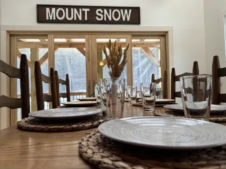 Stunning Single Family 4 BR 4 Bath Home in Kingswood