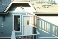 National Forest in Your Backyard! Family + Pet Friendly w/ Spa!