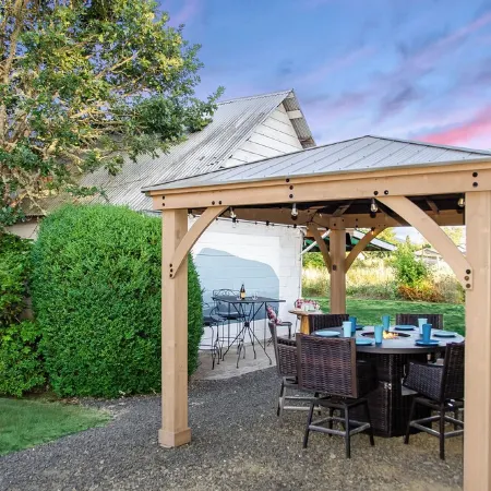 Peak View - Outdoor Dining w/Fire Table - Close to Downtown & OSU