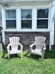 Cozy 3-bedroom house in charming Marshfield with AC, WiFi