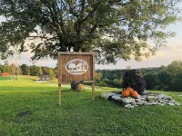 Bourbon Country Cottage <br>Newly renovated  in the country with amazing views