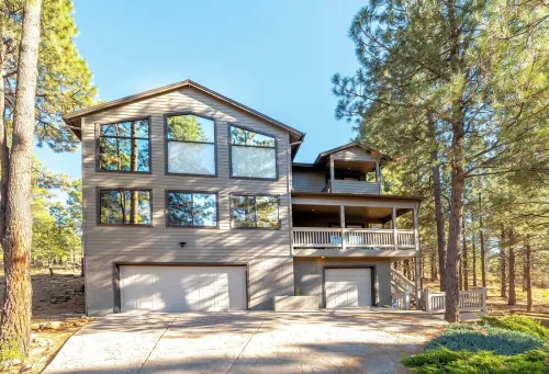 Flagstaff Treehaus:#1 300 5 Star Reviews! Forest Edge Continental - 10 Year Host - อ่างจากุชชี่