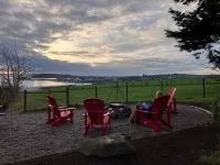 Ballydorn Stay Shepherds Hut with a view
