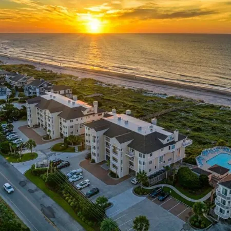 3Bed/3Bath-Sleeps 6-Oceanfront Condo-Wrightsville Beach, NC