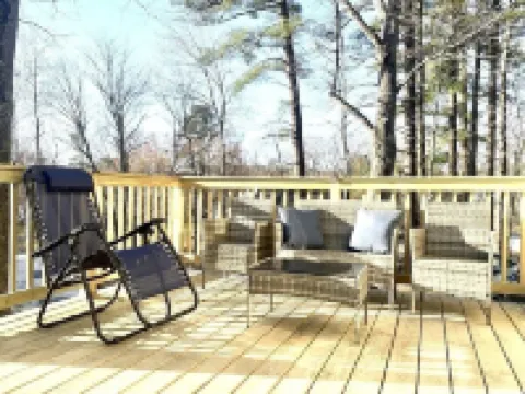 Lakefront House Hotels in Windham