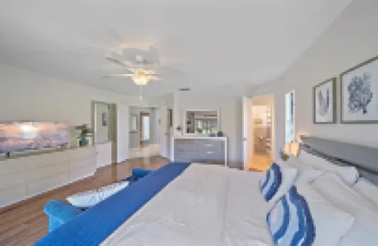 Beautiful Villa in Sarasota Resort-style Community