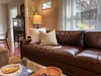 The Alley House - Historic District Garden Bungalow Hotels in Folsom