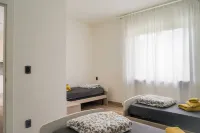 House stefi 2 M0230450730