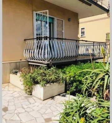 SPACIOUS 90 SQM APARTMENT WITH BALCONIES, PRIVATE PARKING - RAFFAELE DE FERRARI