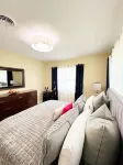 NEW MODERN 3BR / 2BA WATERFRONT HEATED POOL DOCK PATIO DIRECT GULF ACCESS BEACH