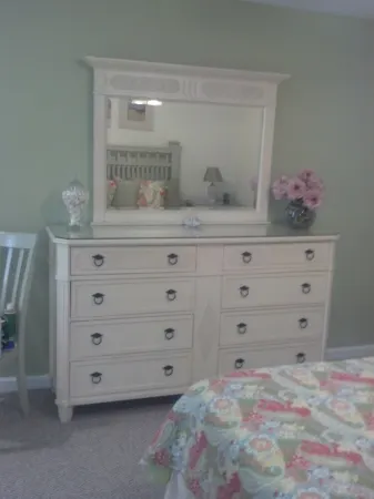 A Stones Throw to Beach Located Near All Attractions