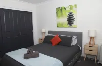 Careel Cottages KATOOMBA Front Cottage