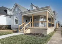 Summer Special 🥃 Bourbon Trail-Downtown-Mins to Rupp-UK-Restaurant-Renovated 🐎 Hotels near University of Kentucky