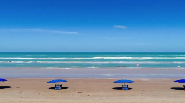 Holiday Inn Express & Suites Brownsville by IHG