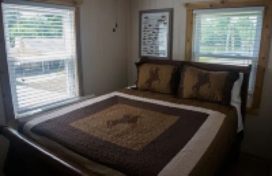 ‣ Lake Livingston Waterfront House, Sunset views. Deep water, Fishing, Kayaking.