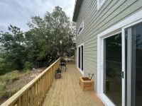 Coastal Chic Tiny House with Hottub, Kayak, Bikes and Sub's