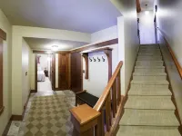 Charming Downtown Frankfort  Condo overlooking Betsie Bay Hotels in Frankfort