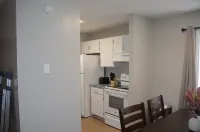 Blissful Bungalow- Near Ft. Novosel and shopping, Quiet, Fast WiFi