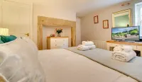 Barbican View, luxury Grade II listed apartment opposite Alnwick Castle