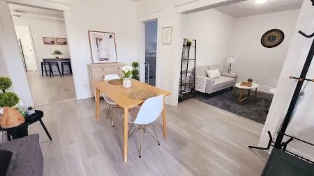 Newly renovated 2 bedroom unit