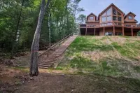 Eagles Bluff - 3 Br Lakefront Cabin on 20 Acres