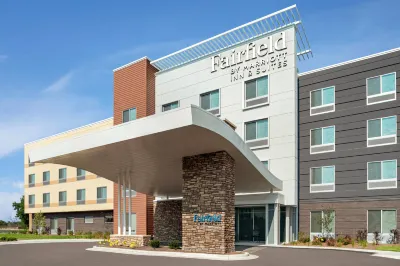 Fairfield Inn & Suites Milwaukee West Hotel a 
