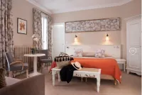 Hotel & Restaurant le Central Trouville Hotels in Trouville-sur-Mer