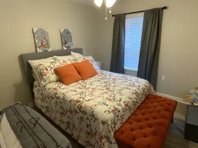 Cheerful 2-bedroom Easy Street Townhouse 잭슨 뷰 공원 주변 호텔