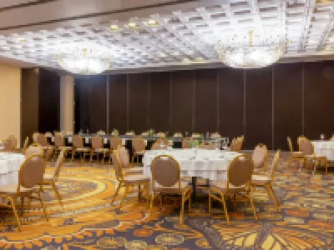 託盧卡特羅肯萬怡酒店 託盧卡酒店