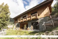 Veliski-Lodge, a chalet for rent in Haute-Maurienne
