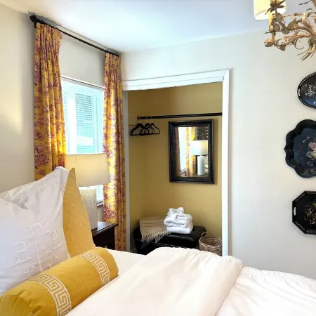 Lewisburg’s Southern Bell, a charming bungalow with a Southern feel!
