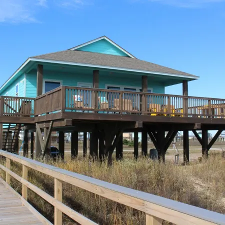La Belle a BEACHFRONT Escape - Sleeps 12 - 4Bedroom, 4Bath - Dune Walkover
