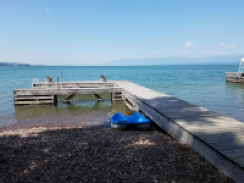 Private Flathead Lake House with unobstructed views into Glacier Park