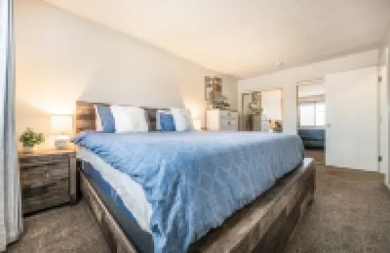 "Central Springs" Super Cozy 4Bed / 2Bath Home GREAT Location! Click to see more