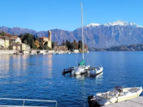 COMO LUXURY WITH PRIVATE LAKE ACCESS AND BREATHTAKING VIEWS