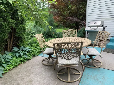 Farmhouse of Stoneycreek Acres, Our Family Farm