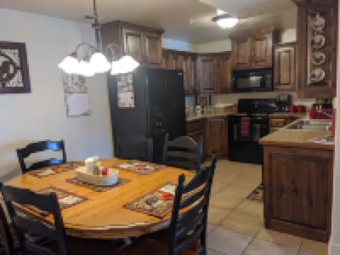 The Lodge - 3 Bedroom, 2 Bath Condo