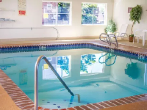 Quality Inn & Suites Longview Kelso Hotels in Cowlitz County