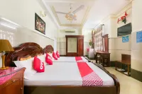 Tan Dat Hoa Hotel & Massage Hotels in Tân Phú