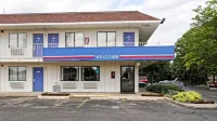 Motel 6 Amherst, Oh - Cleveland West - Lorain Các khách sạn ở Amherst