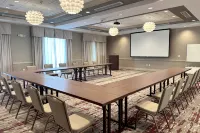 Hilton Garden Inn Olathe Hotels in Olathe
