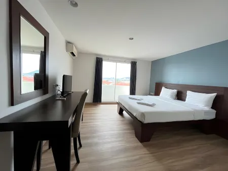 Laemchabangcity Hotel