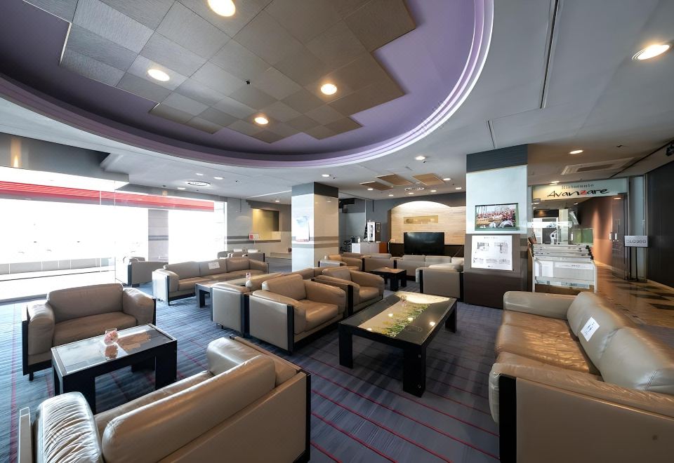 라코 하나노이 호텔 로비