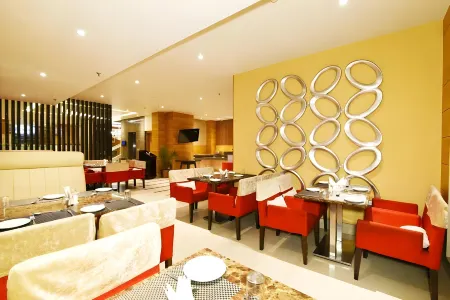 Hotel Sawera Grand Near Golden Temple