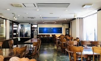 Terminal Art Inn